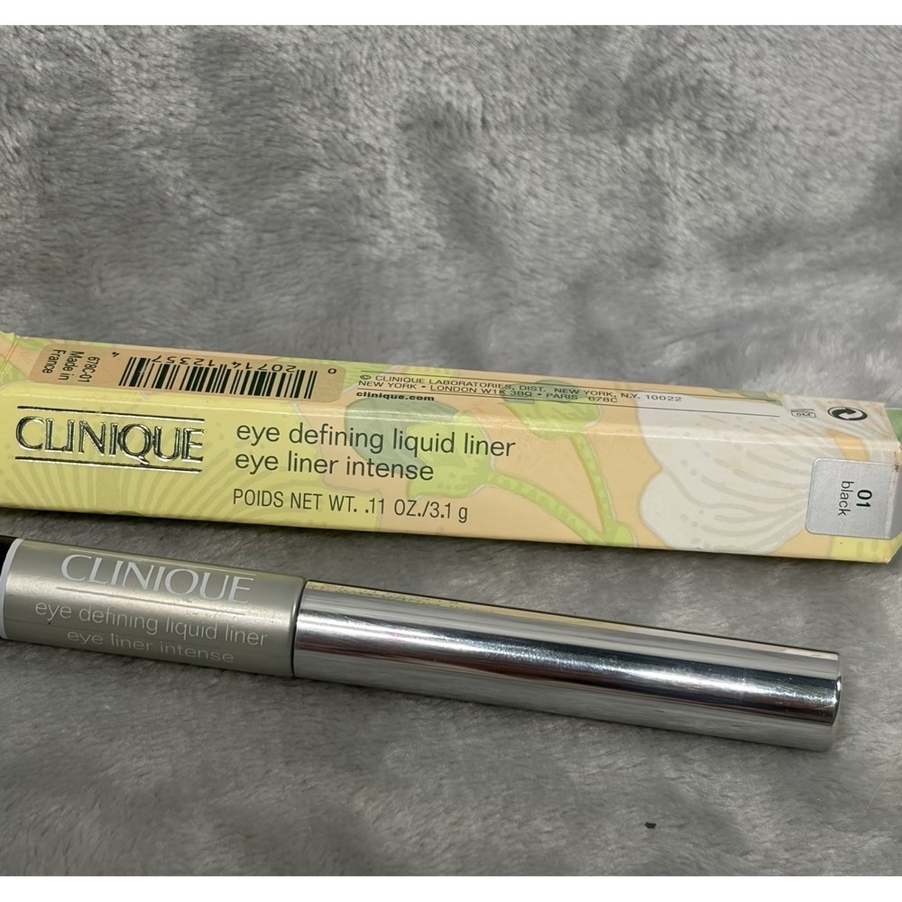 Clinique High Impact Easy Liquid Liner 01 BLACK 0.02oz/0.67g Full Size NIB